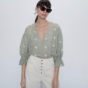 Zara Blouse | NWOT | Size small